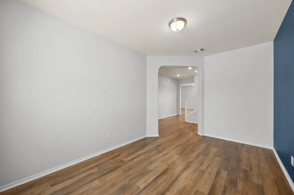 121 Kulmbacher Drive Austin, TX 78728