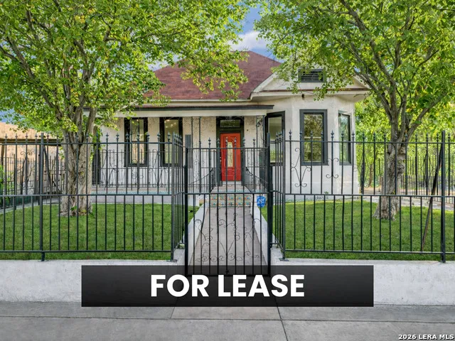 1610 W Commerce San Antonio, TX 78207