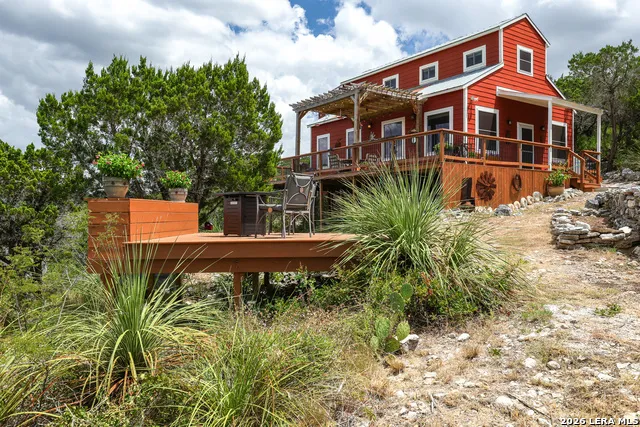 776 County Road 270 Mico, TX 78056