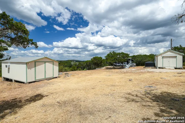 776 County Road 270 Mico, TX 78056
