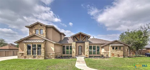 8032 Chimney Hill Drive