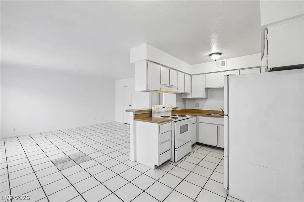 4961 Apollostar Court Las Vegas, NV 89115
