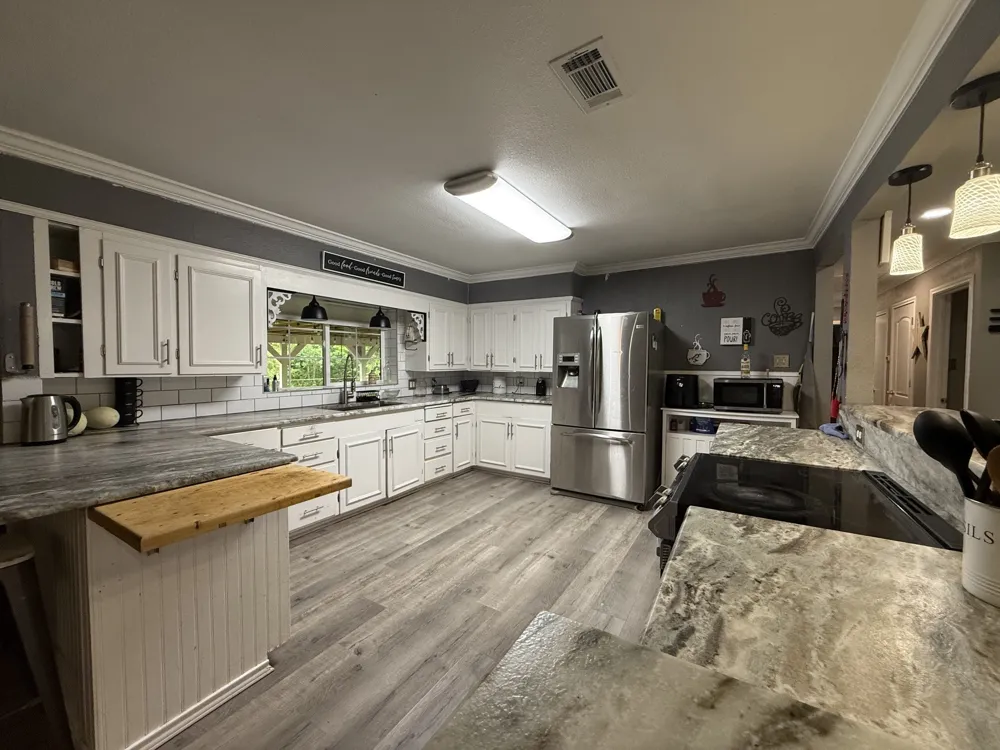 510 S Avenue O Clifton, TX 76634