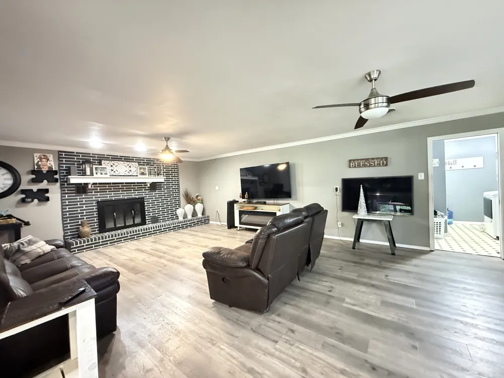 510 S Avenue O Clifton, TX 76634