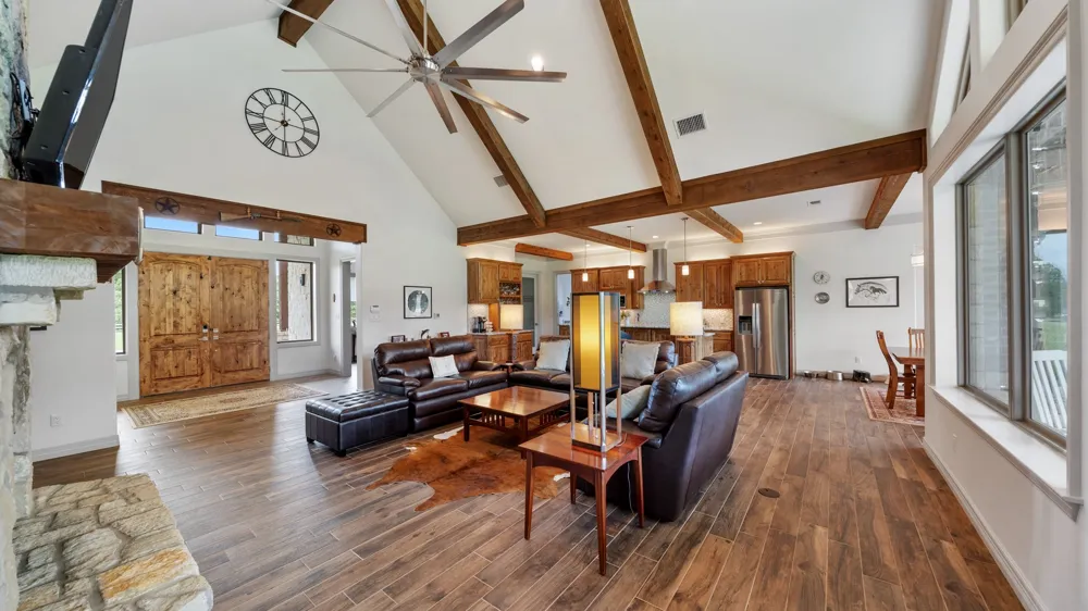 3317 Vz County Road 1804 Grand Saline, TX 75140