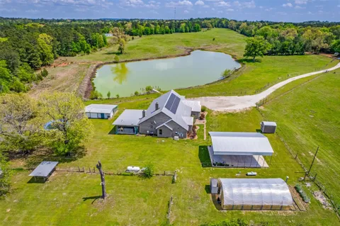 1050 County Road 2618
