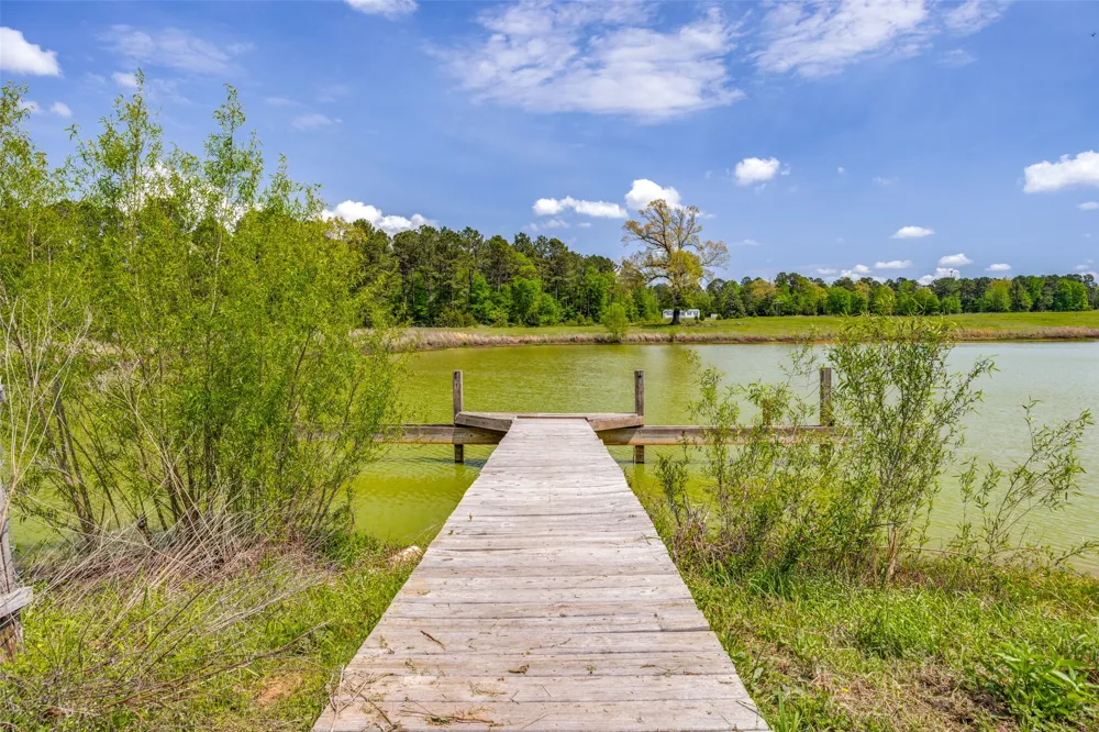 1050 County Road 2618 Marietta, TX 75566