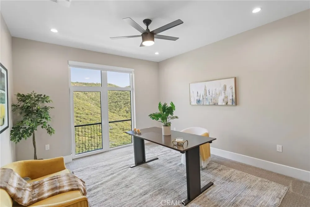 27937 Whisper Temecula, CA 92590