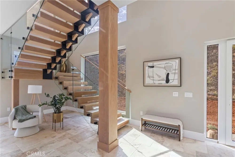 27937 Whisper Temecula, CA 92590