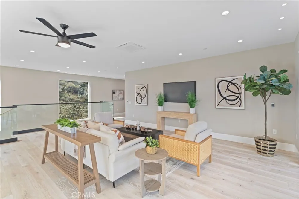 27937 Whisper Temecula, CA 92590