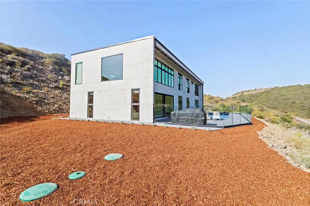 27937 Whisper Temecula, CA 92590