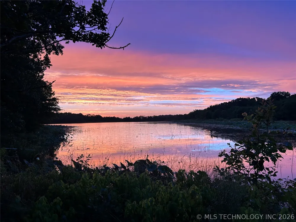 2897 Lakeside Circle Atoka, OK 74525