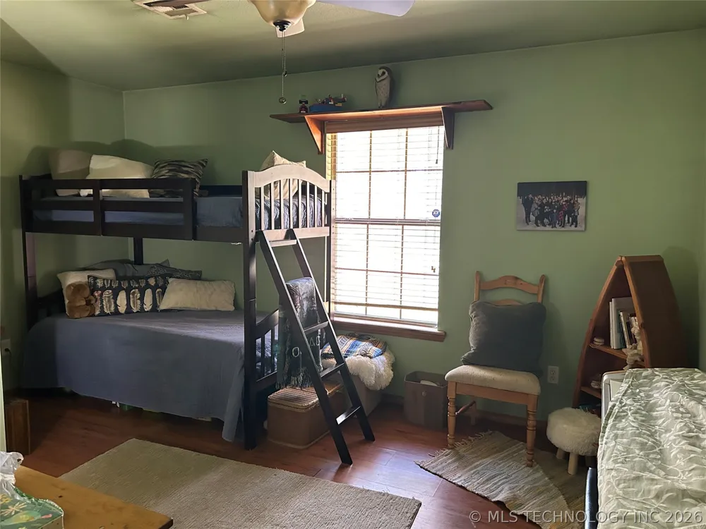 2897 Lakeside Circle Atoka, OK 74525