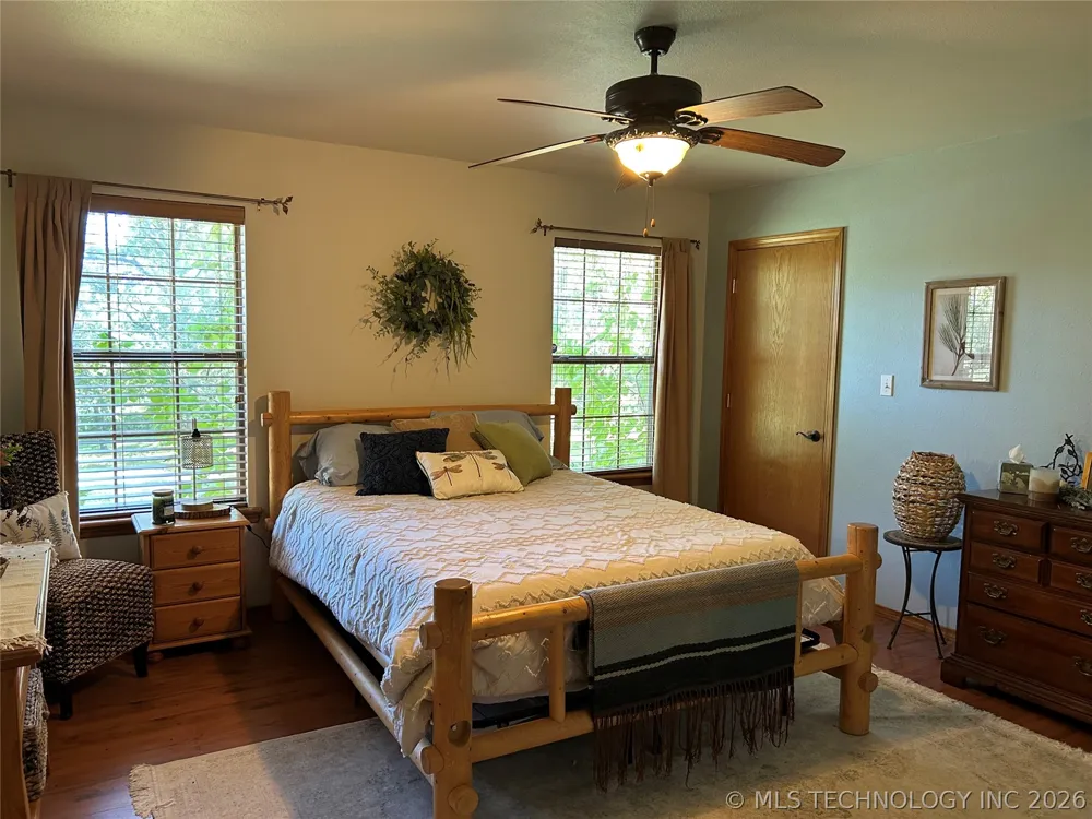 2897 Lakeside Circle Atoka, OK 74525