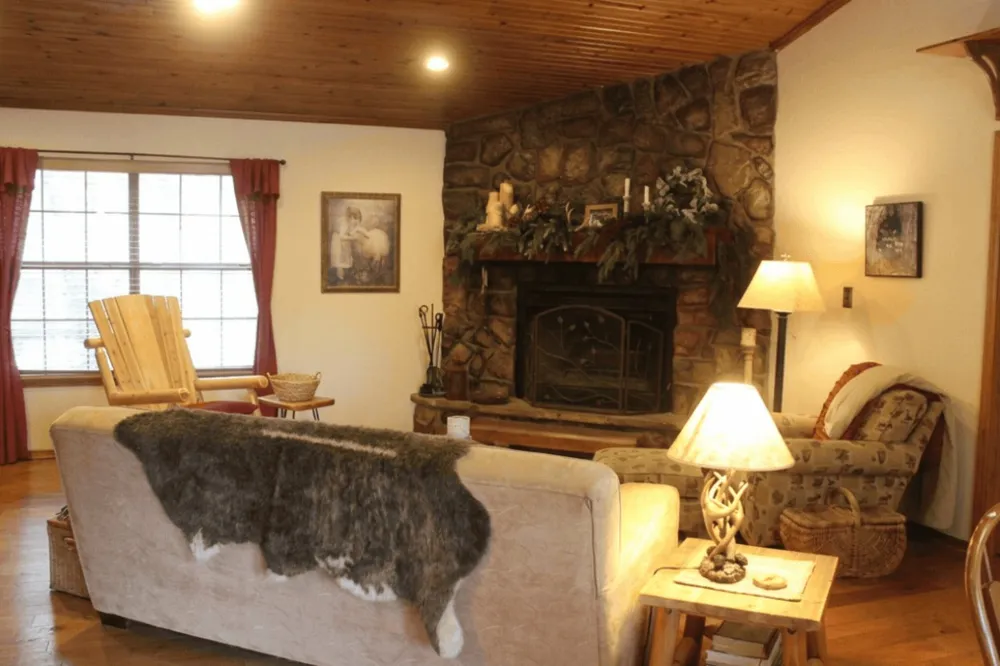 2897 Lakeside Circle Atoka, OK 74525