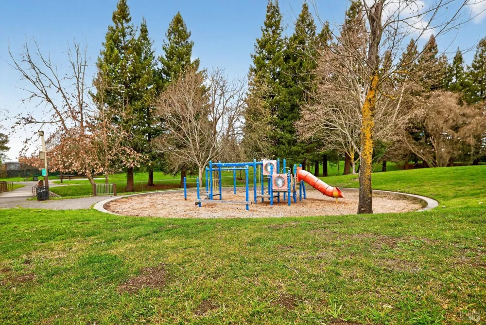 1600 Yardley Street Santa Rosa, CA 95403