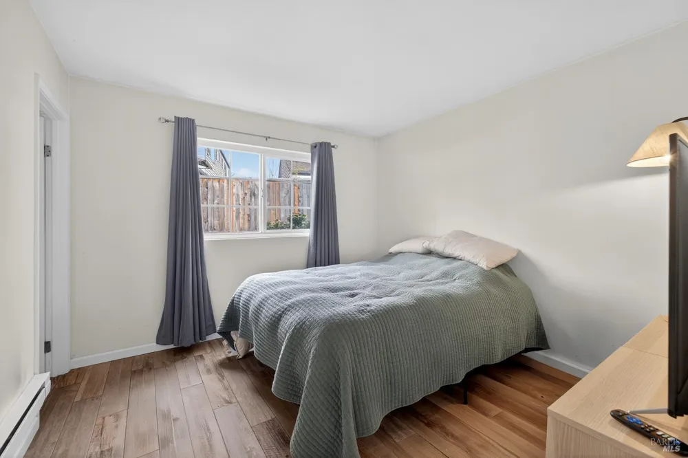 1600 Yardley Street Santa Rosa, CA 95403