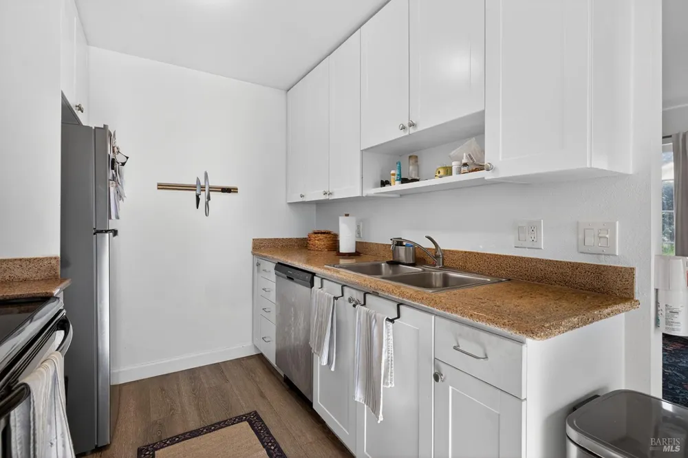 1600 Yardley Street Santa Rosa, CA 95403