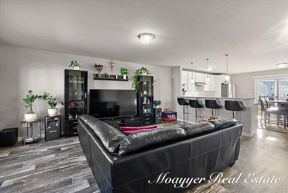 5764 Kiverton Ridge Drive SE Kentwood, MI 49508