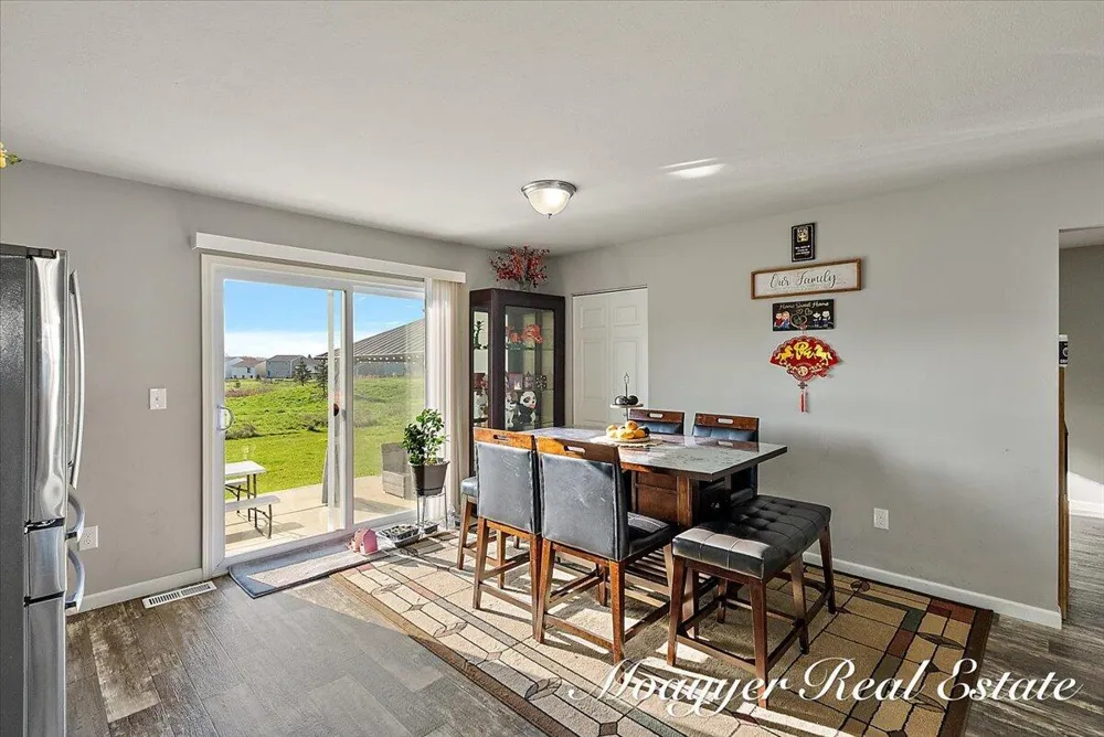 5764 Kiverton Ridge Drive SE Kentwood, MI 49508