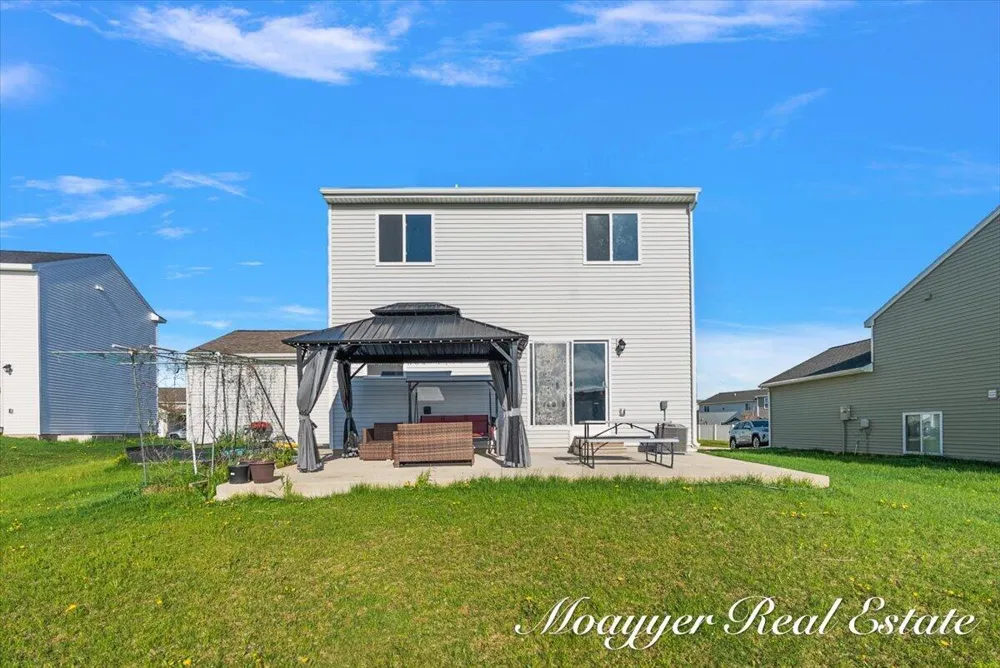 5764 Kiverton Ridge Drive SE Kentwood, MI 49508