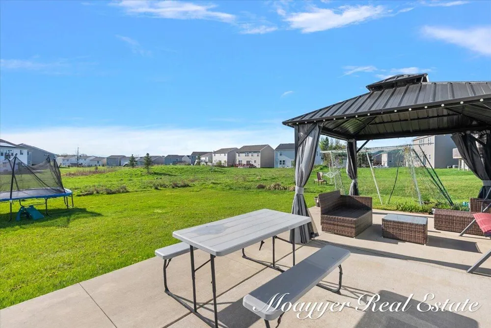 5764 Kiverton Ridge Drive SE Kentwood, MI 49508