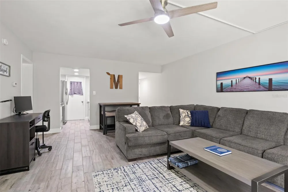 1147 KING ARTHUR COURT #204 Dunedin, FL 34698