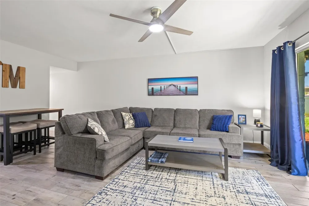 1147 KING ARTHUR COURT #204 Dunedin, FL 34698