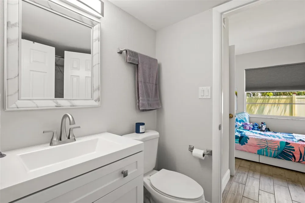 1147 KING ARTHUR COURT #204 Dunedin, FL 34698