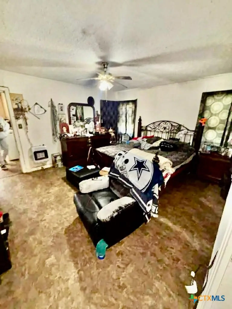 1313 Live Oak Street Marlin, TX 76661