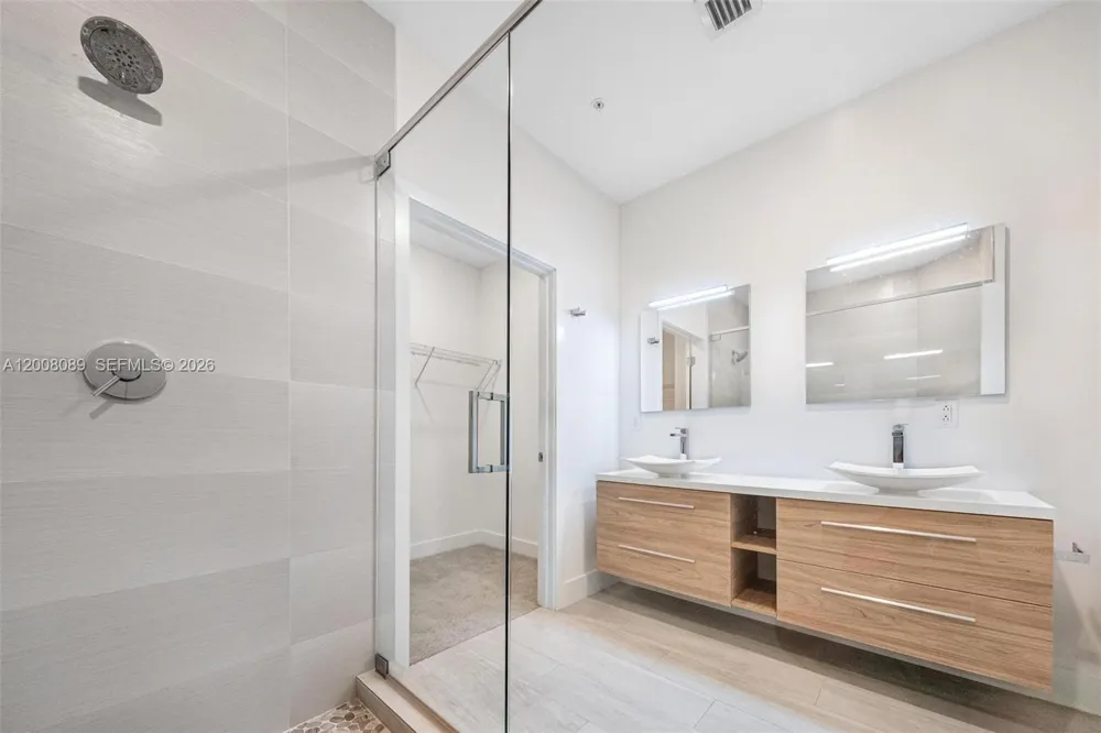 4416 NW 9th St Plantation, FL 33317