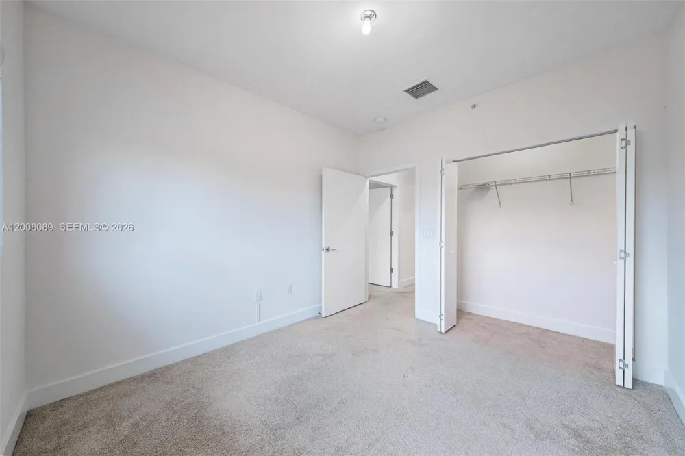 4416 NW 9th St Plantation, FL 33317