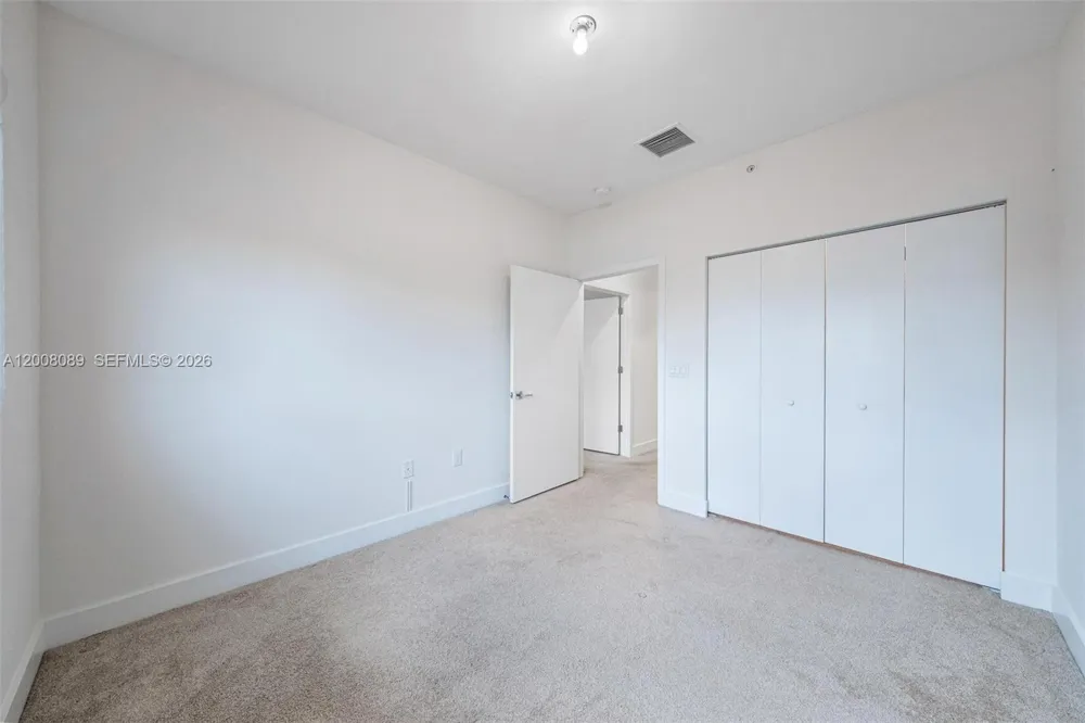 4416 NW 9th St Plantation, FL 33317