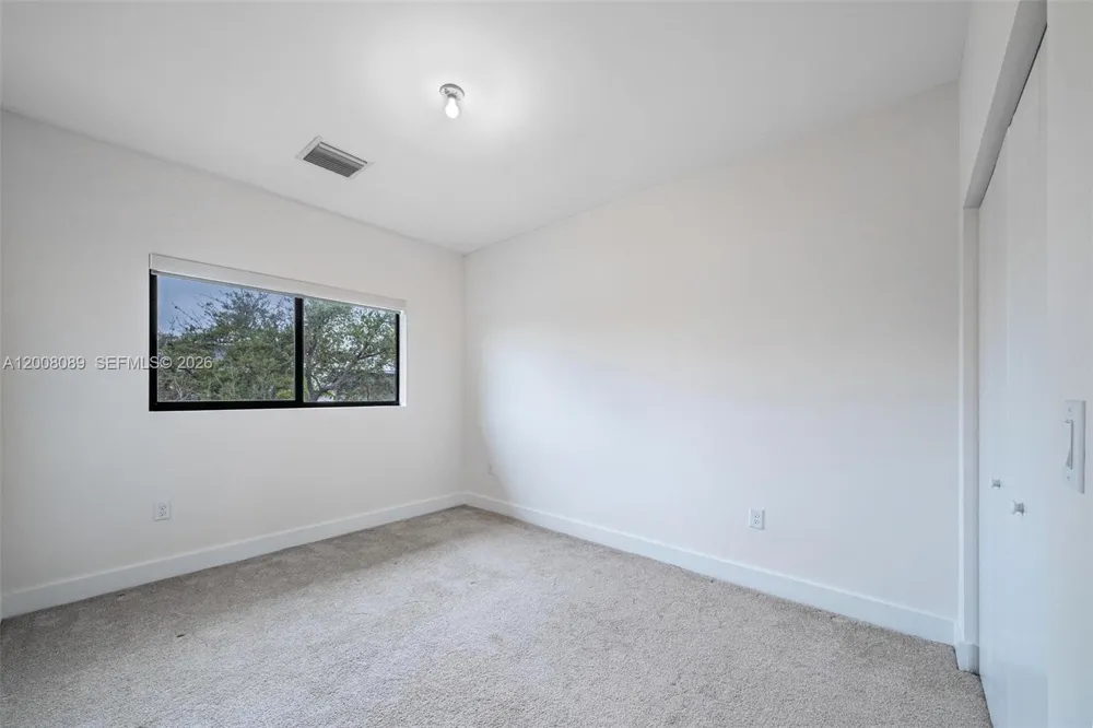 4416 NW 9th St Plantation, FL 33317