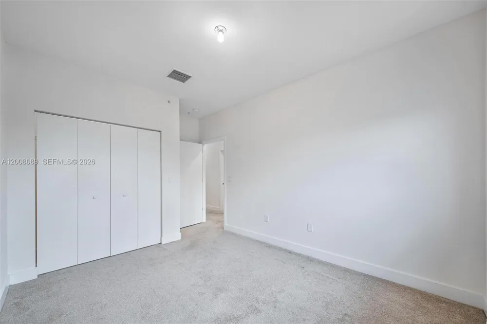 4416 NW 9th St Plantation, FL 33317