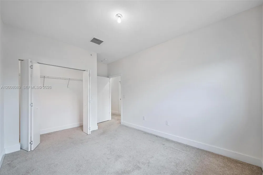 4416 NW 9th St Plantation, FL 33317