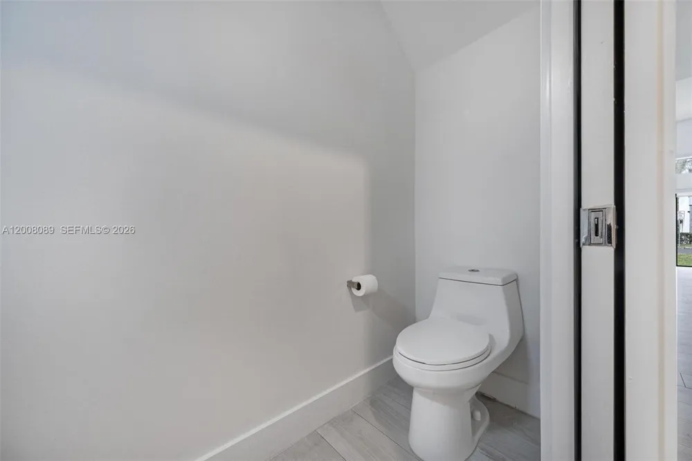 4416 NW 9th St Plantation, FL 33317