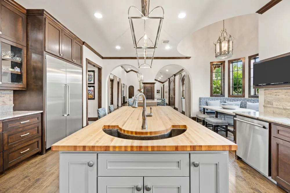 2217 King Fisher Drive Westlake, TX 76262