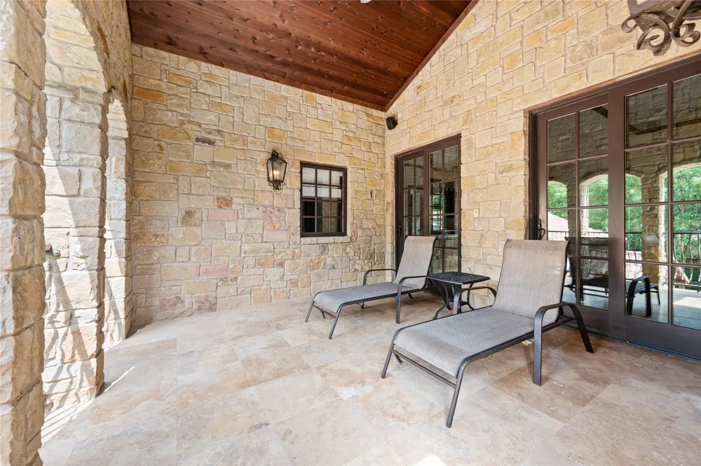 2217 King Fisher Drive Westlake, TX 76262