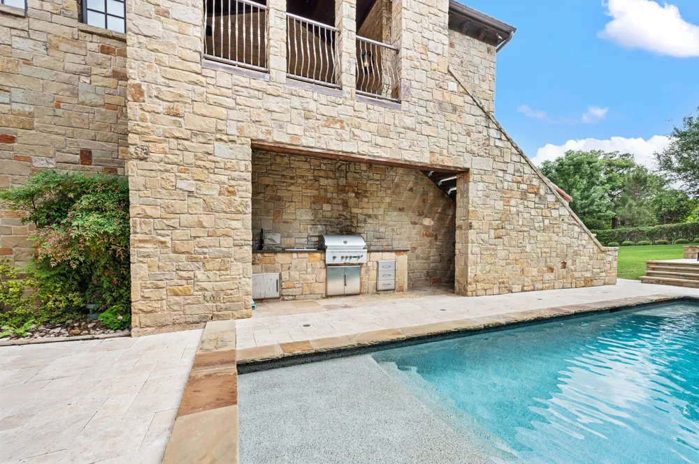 2217 King Fisher Drive Westlake, TX 76262