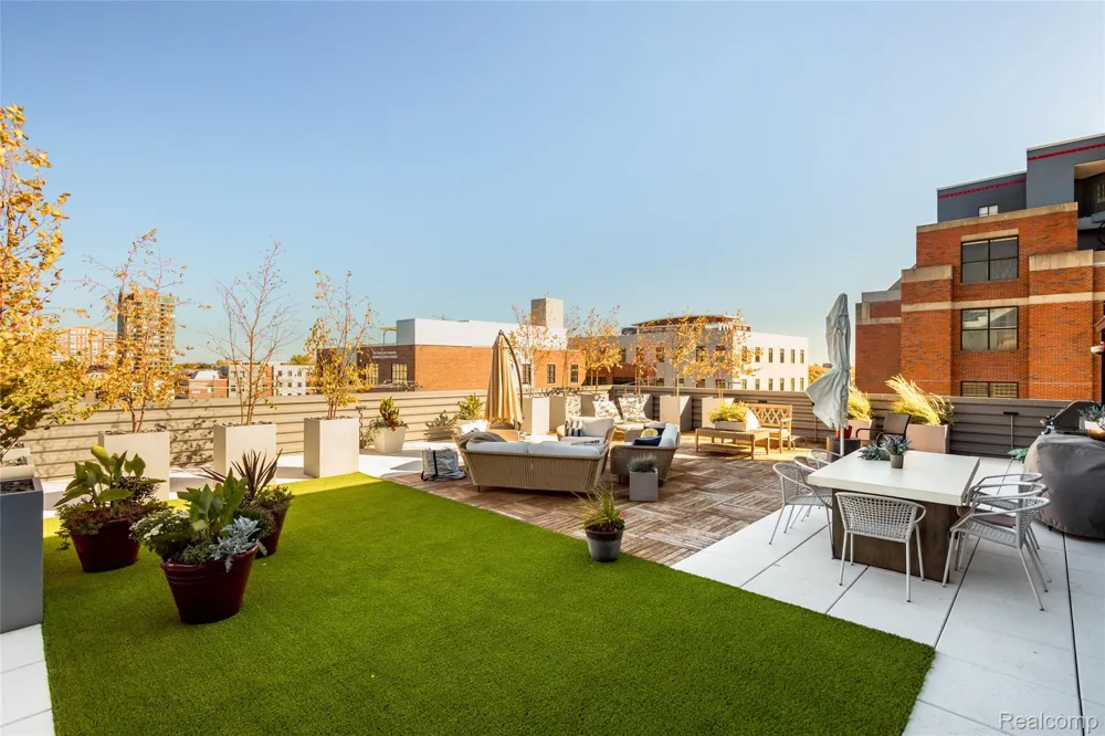 2987 Franklin Street #PENTHOUSE Detroit City, MI 48207