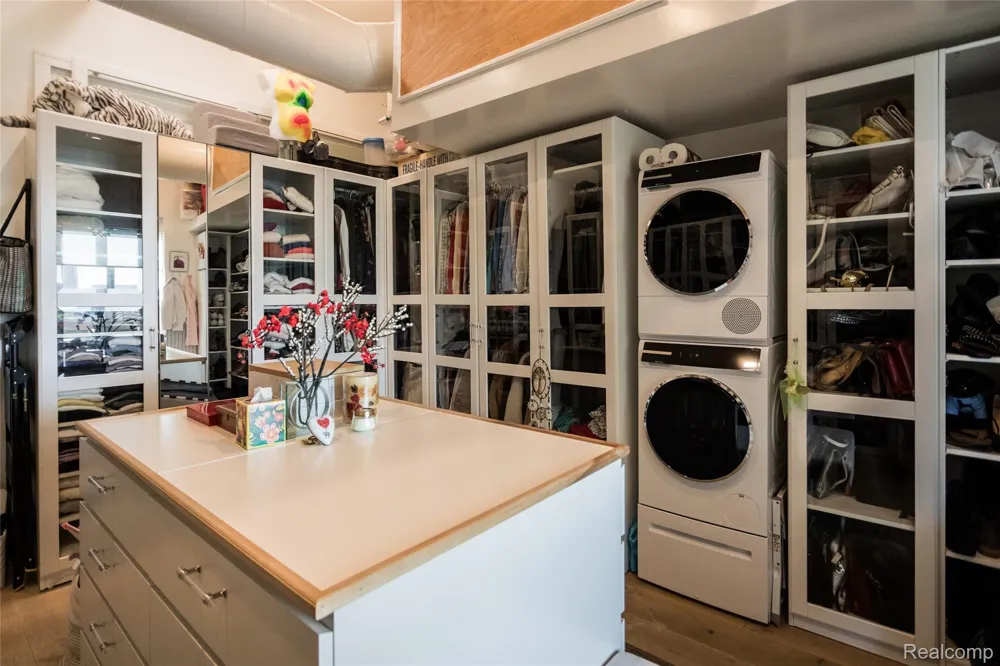 2987 Franklin Street #PENTHOUSE Detroit City, MI 48207