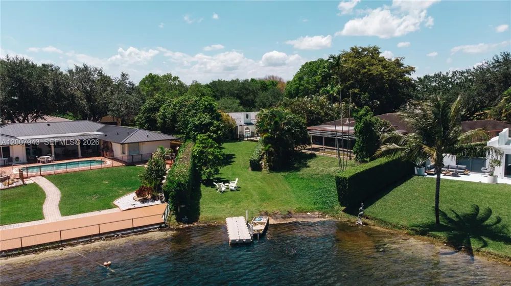 16241 W Troon Cir Miami Lakes, FL 33014