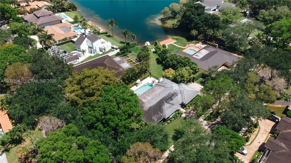 16241 W Troon Cir Miami Lakes, FL 33014