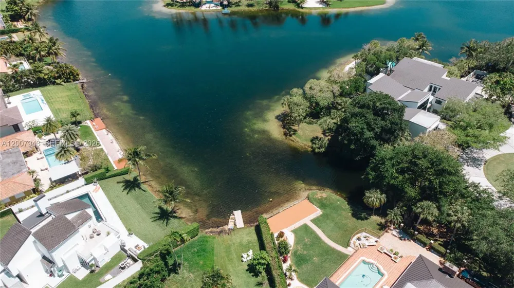 16241 W Troon Cir Miami Lakes, FL 33014