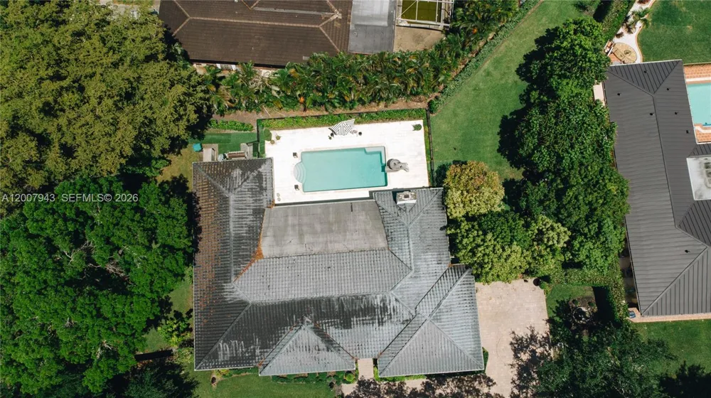 16241 W Troon Cir Miami Lakes, FL 33014