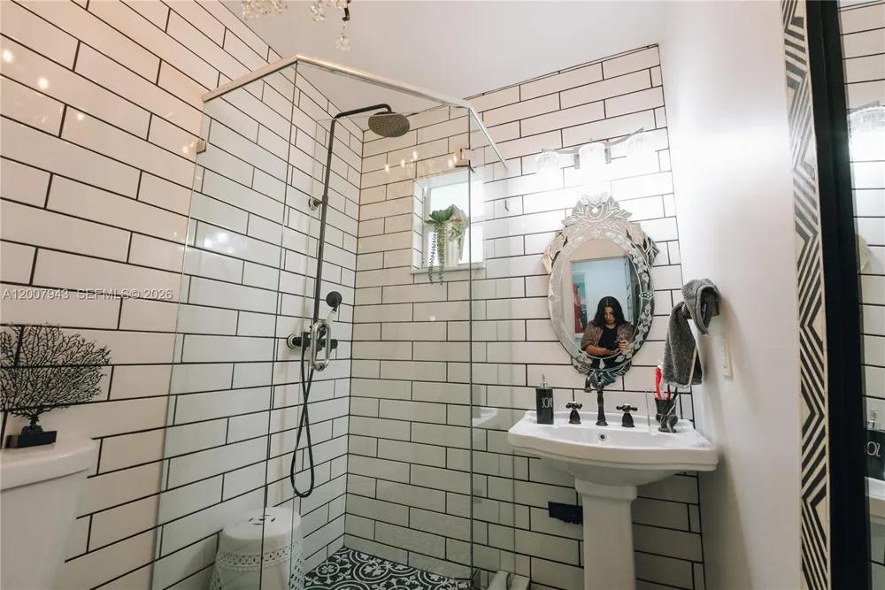 16241 W Troon Cir Miami Lakes, FL 33014