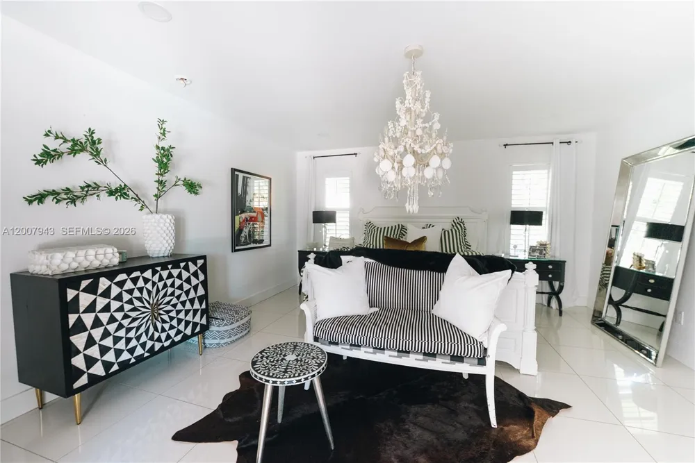 16241 W Troon Cir Miami Lakes, FL 33014