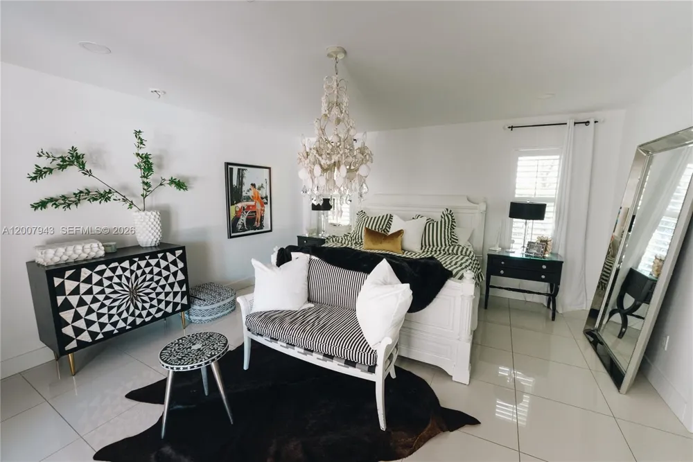 16241 W Troon Cir Miami Lakes, FL 33014