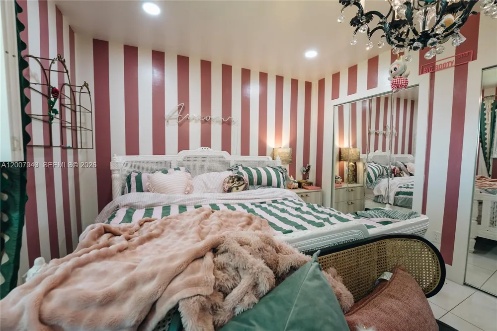 16241 W Troon Cir Miami Lakes, FL 33014